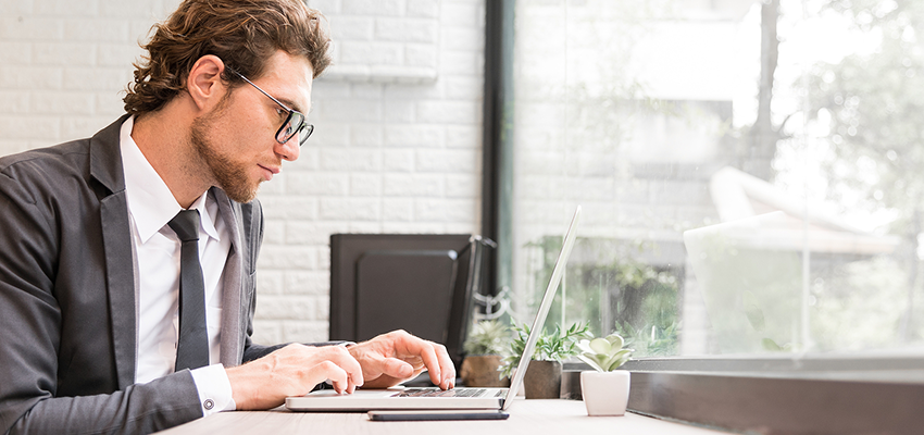 How to Decline an Interview (Email Example)