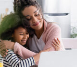 Ejemplos y consejos para el currículum de mamás que se quedan en casa